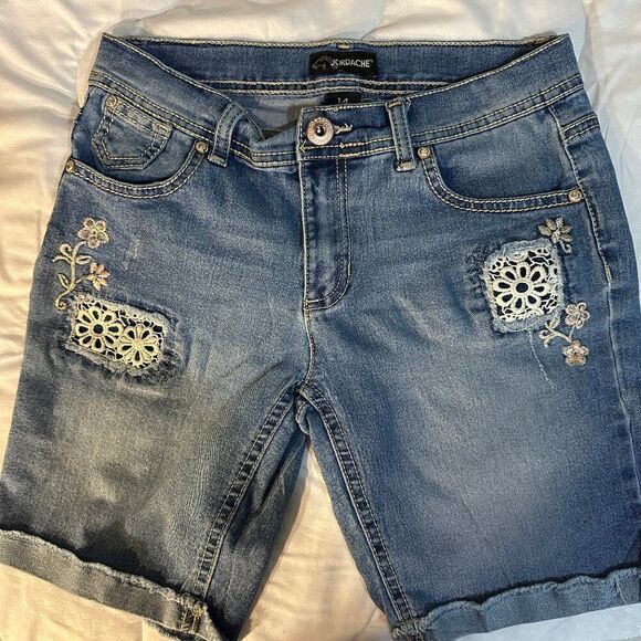 Jordache Size 13 Junior Patchwork - Picture 1 of 8